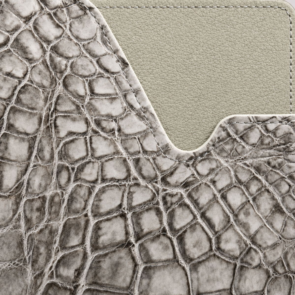 The Diplomat Passport Sleeve